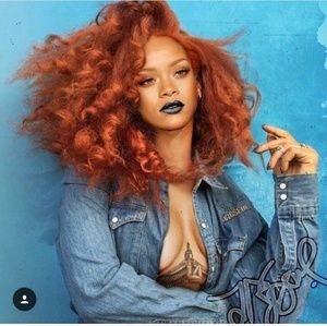 Meet your Posher, Johnisha